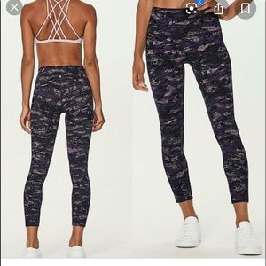 Lululemon fast and Free size 4 running leggings